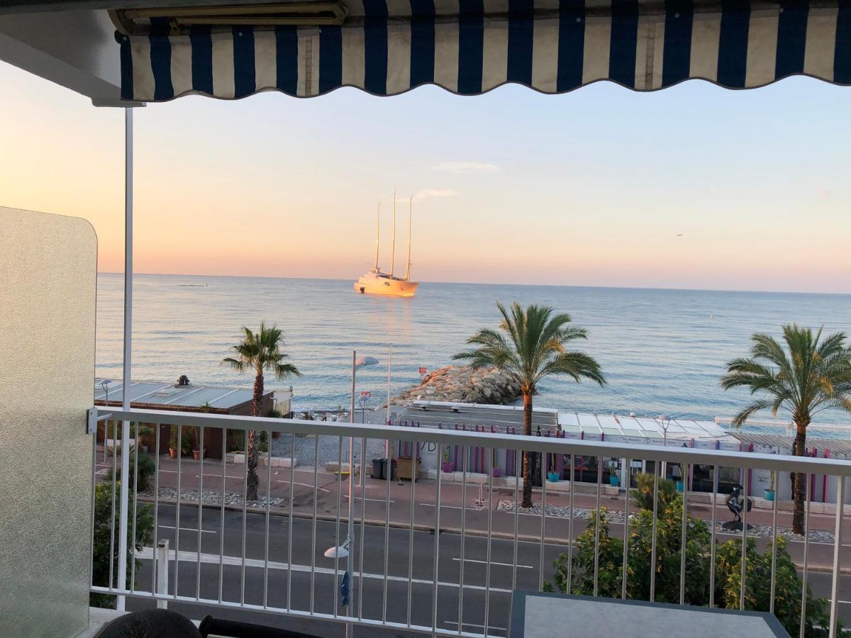 كانيو سور مير Appartement Front De Mer المظهر الخارجي الصورة